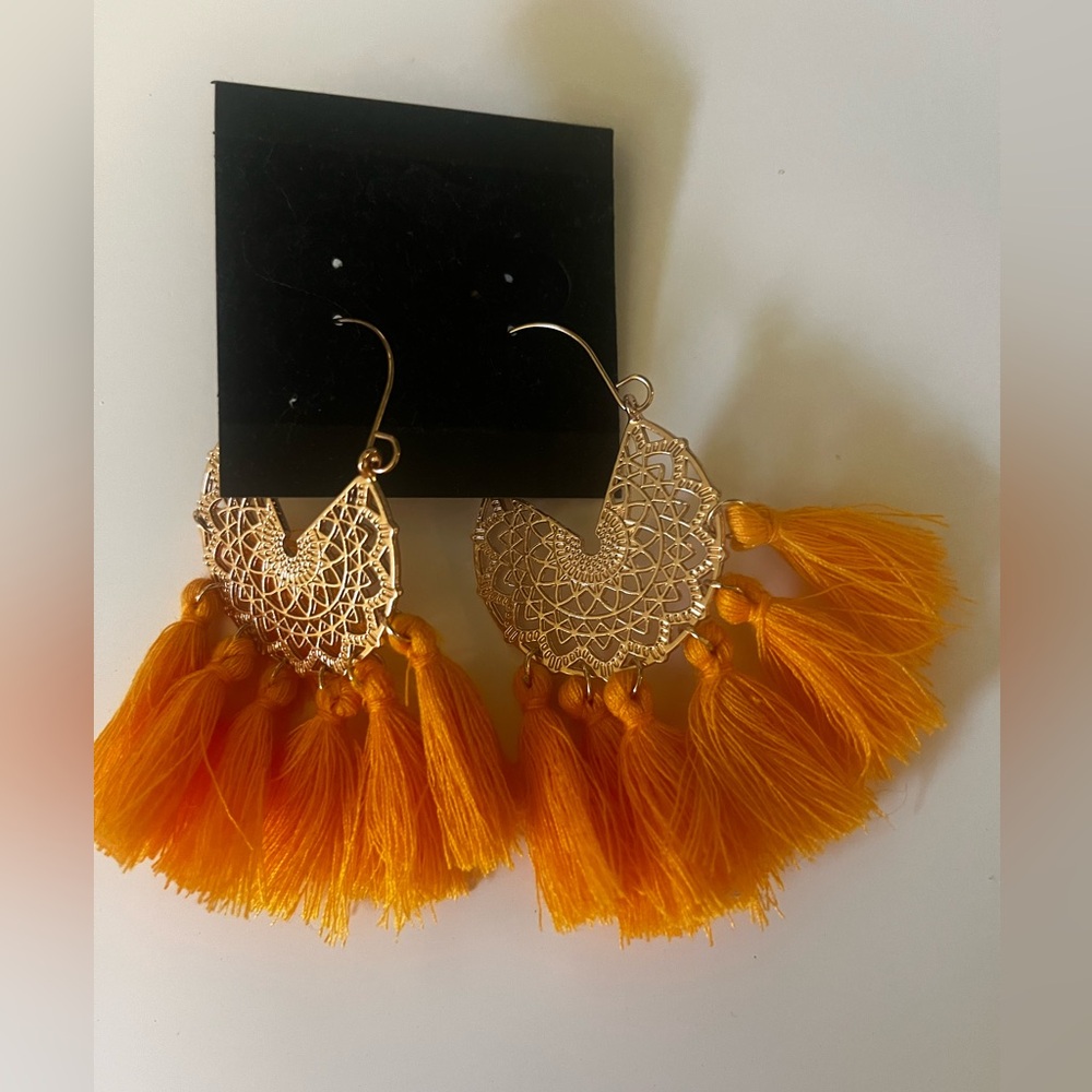 Gold earrings w/orange fringe